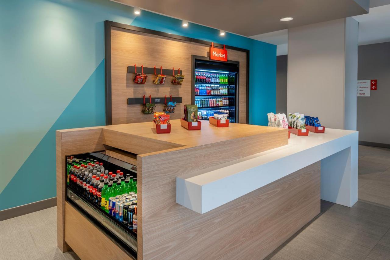 Avid Hotels Milwaukee West - Waukesha By Ihg Pewaukee Zewnętrze zdjęcie