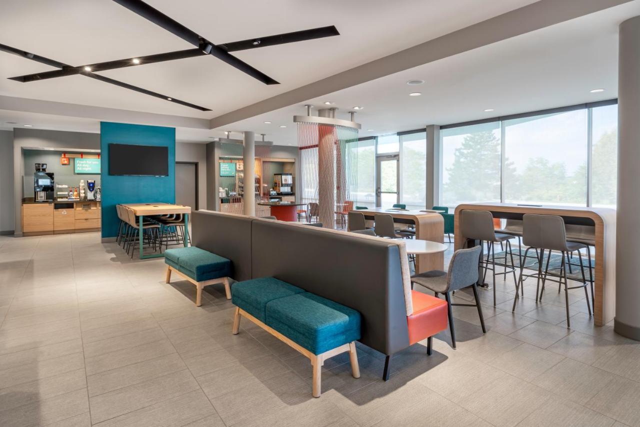Avid Hotels Milwaukee West - Waukesha By Ihg Pewaukee Zewnętrze zdjęcie